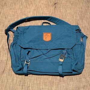 Fjallraven Messenger Bag - New